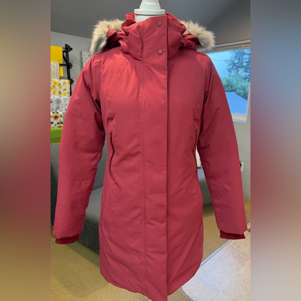 Athleta Women's Outbound Parka Jacket in Red with Fur Trim